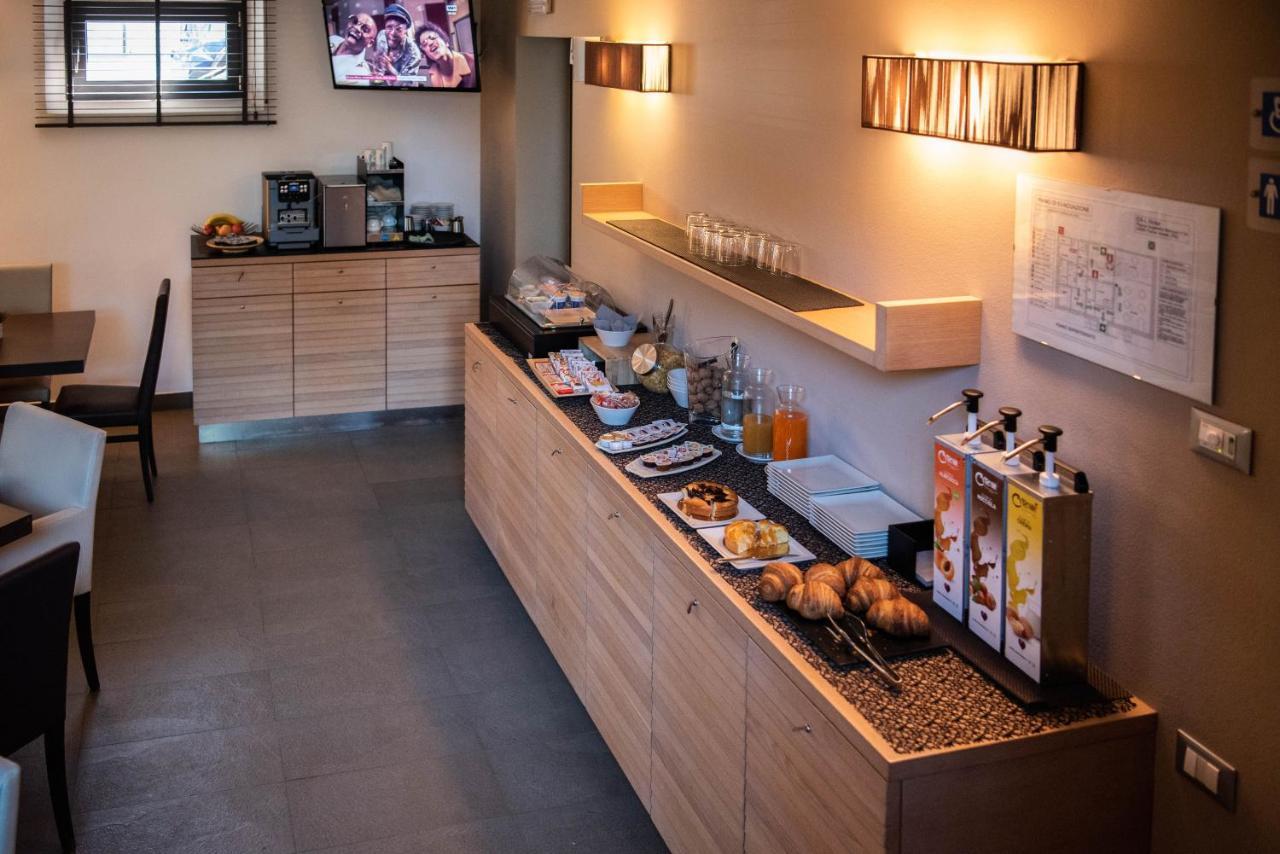 Ex-L Hotel Fiume Veneto ภายนอก รูปภาพ